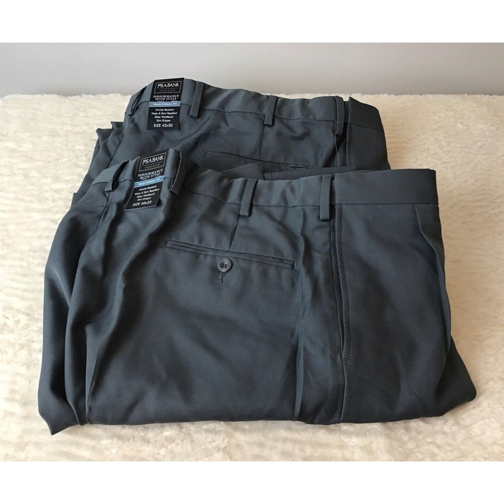 JoS.A Bank Pants Men's 42x30 Travelor Traditional Fit Pleated Gray Green (2) NWT